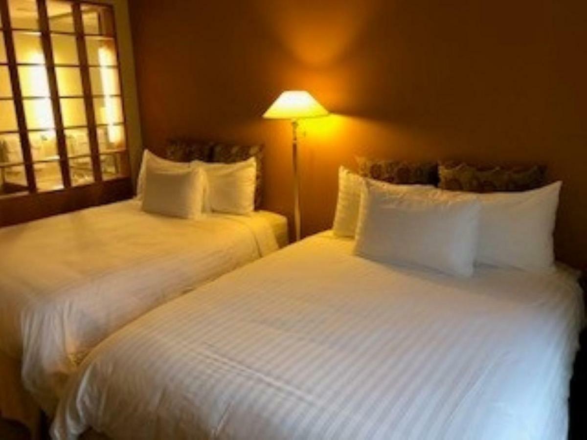 Hotel Palisades Premier Conference Center Extérieur photo